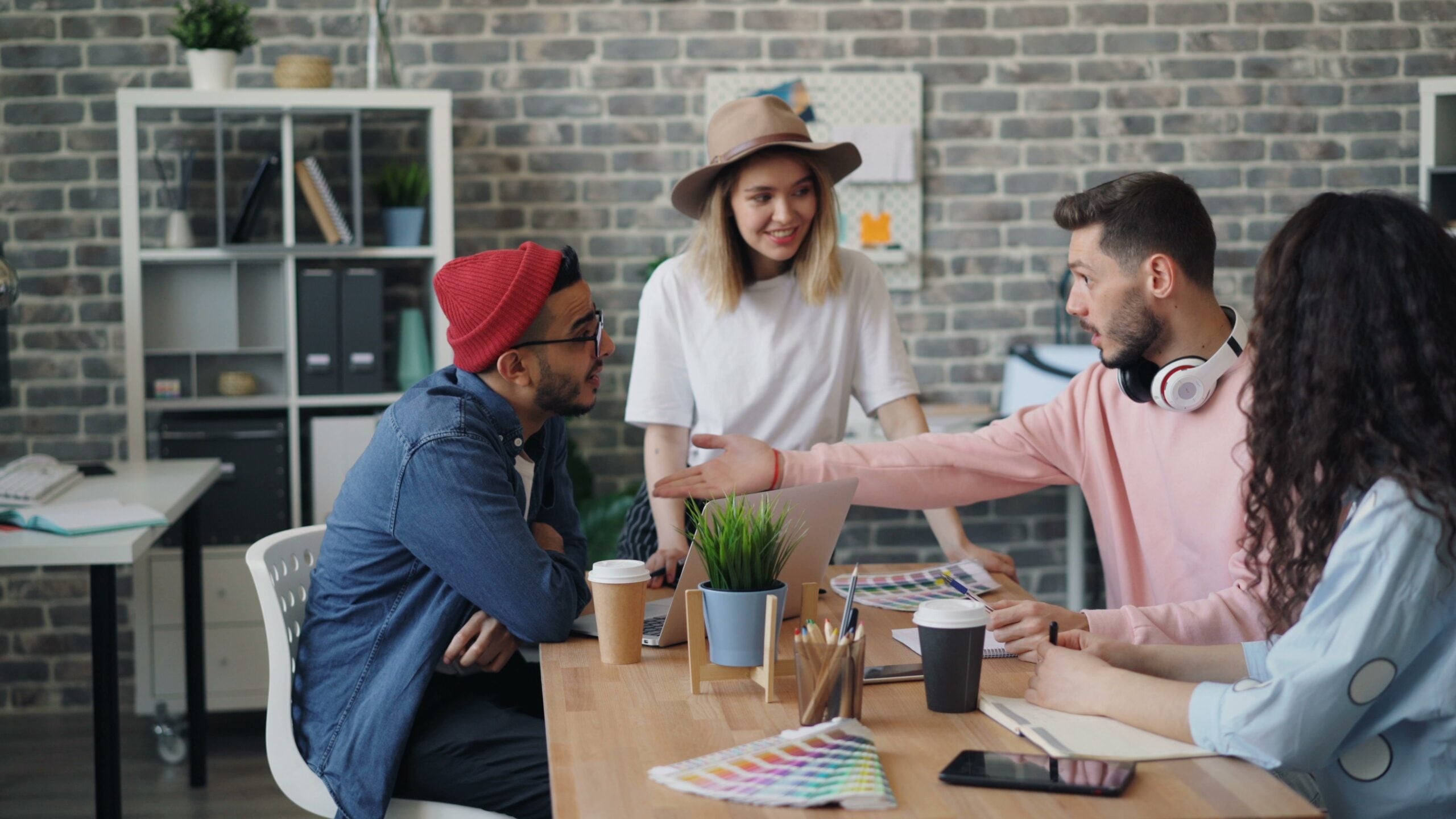 Why Integrated Design Teams Beat Freelancer Patchwork: An Owner’s Argument